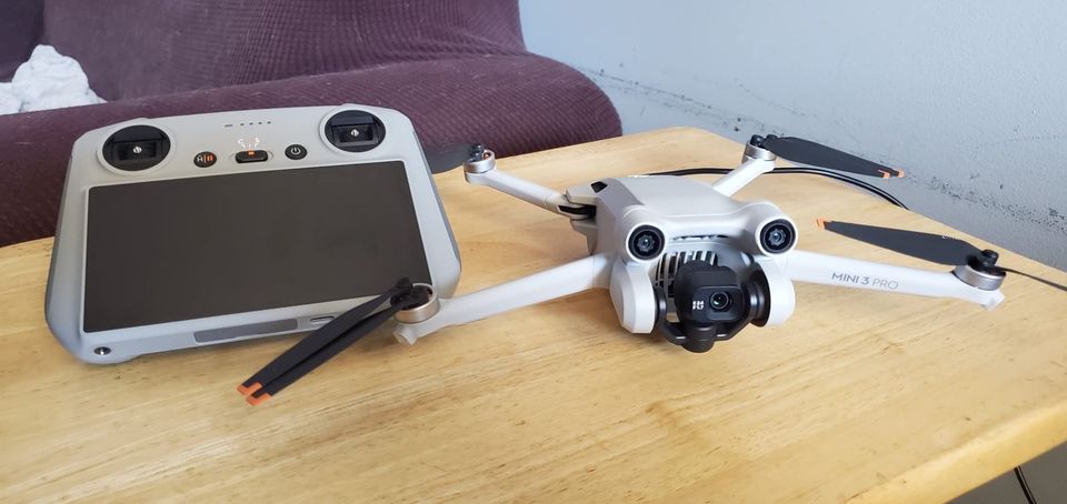 DJI Mini 3 Pro (DJI RC) – and Camera Drone with 4K60fps Video