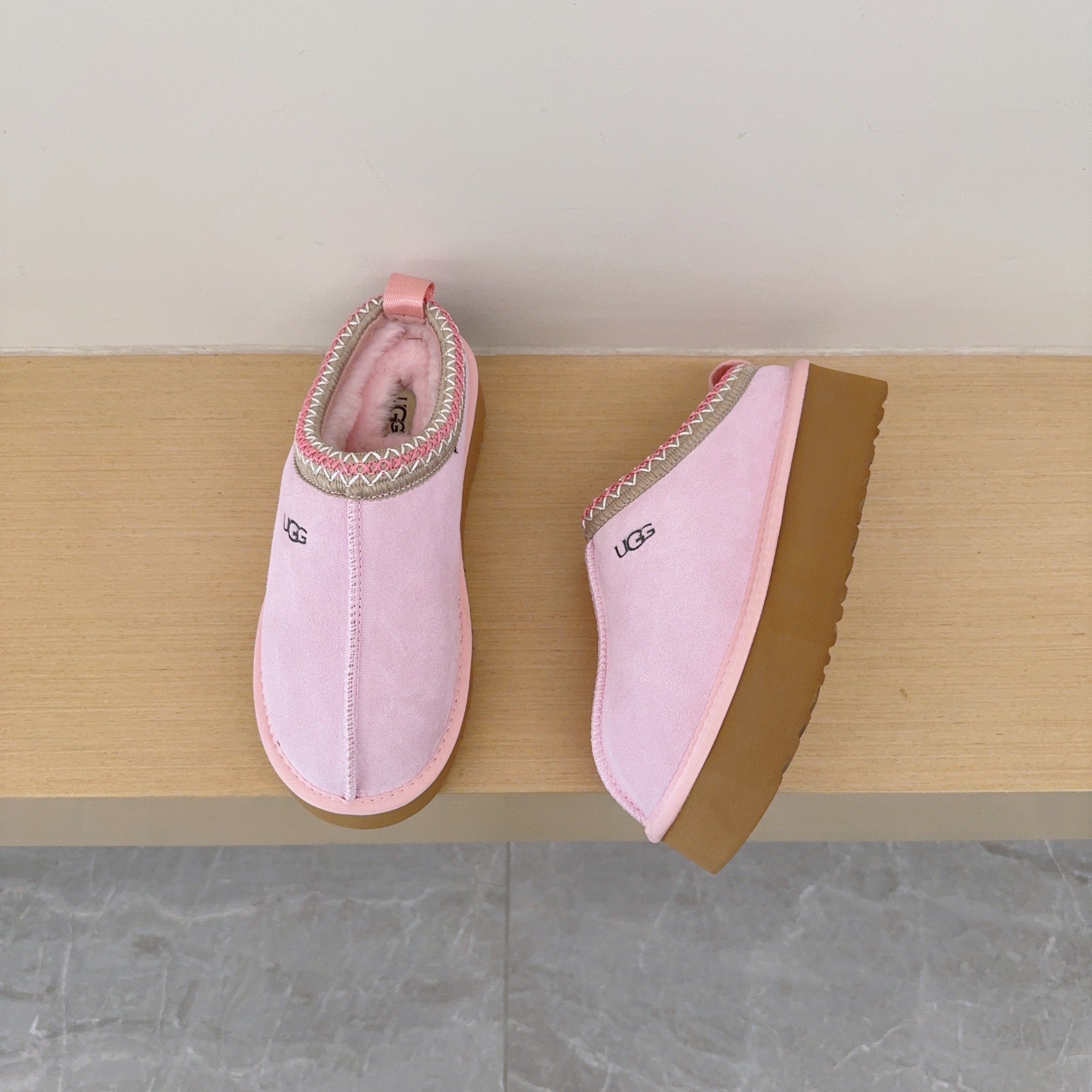 UGG Kids Ethnic Pattern Platform