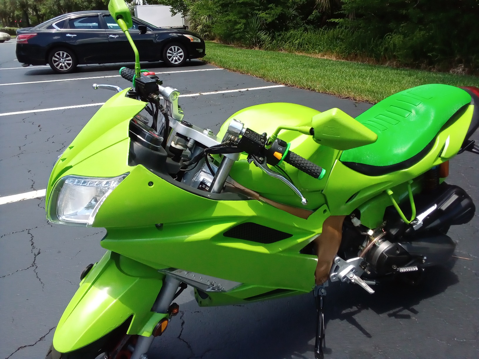 High Power High Speed 150cc Hornet SR 2 Motorcycle Scooter