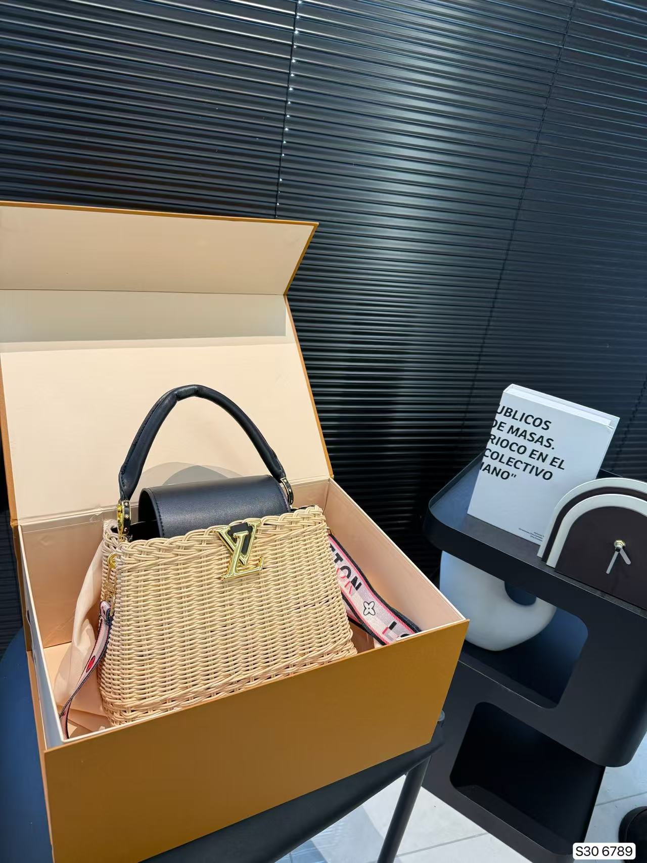 Louis Vuitton Noe Purse