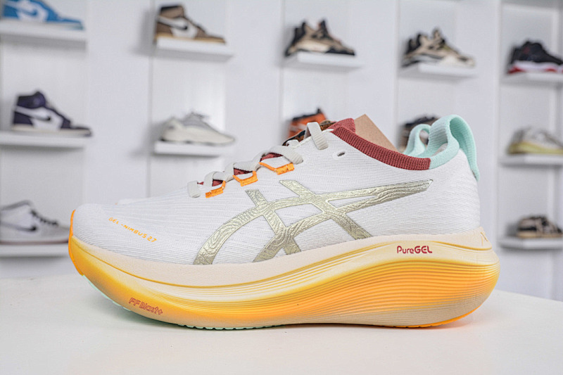 ASICS Running Shoes product