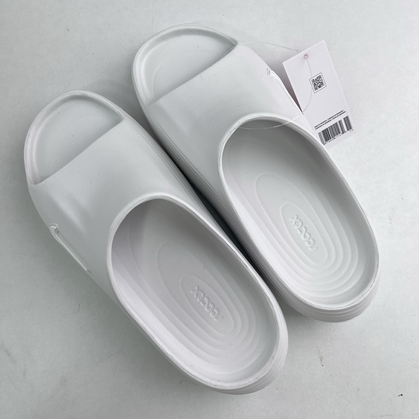 Nike ReactX Rejuven8 Sneakers detail 1