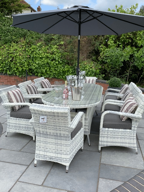 HOTSALES 8 SAVANNAH Armchair oval table set