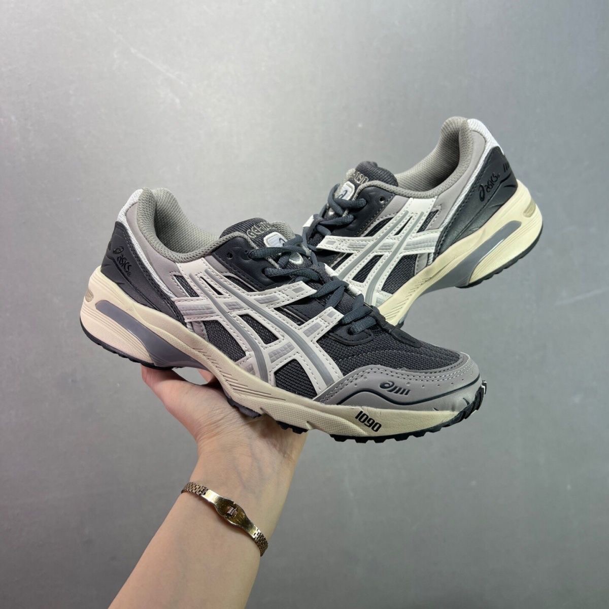 ASICS Gel-1090