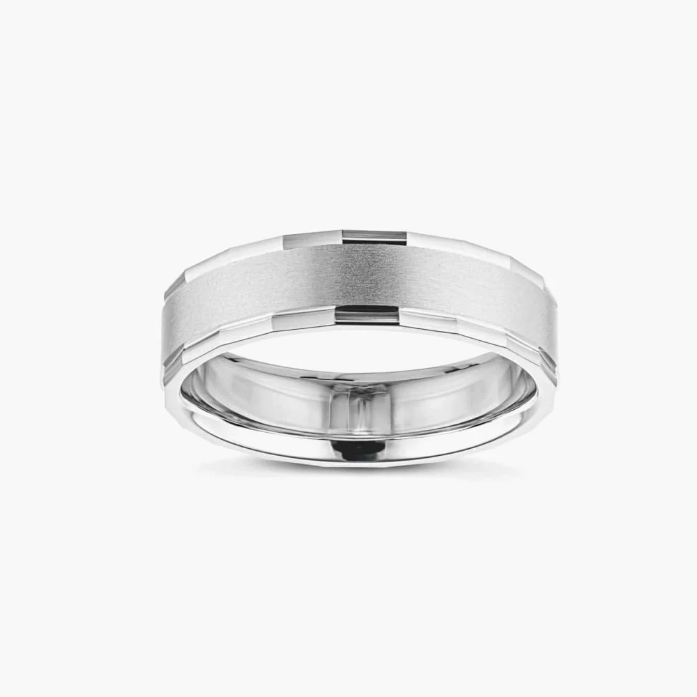 Journey 6.00mm Faceted Bevel Plain Metal Band