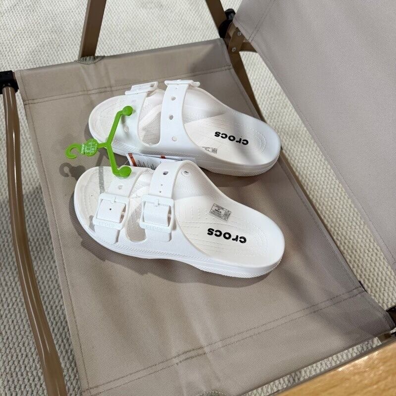 Crocs Saturday Sandals