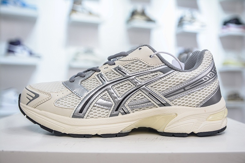 ASICS Running Shoes product