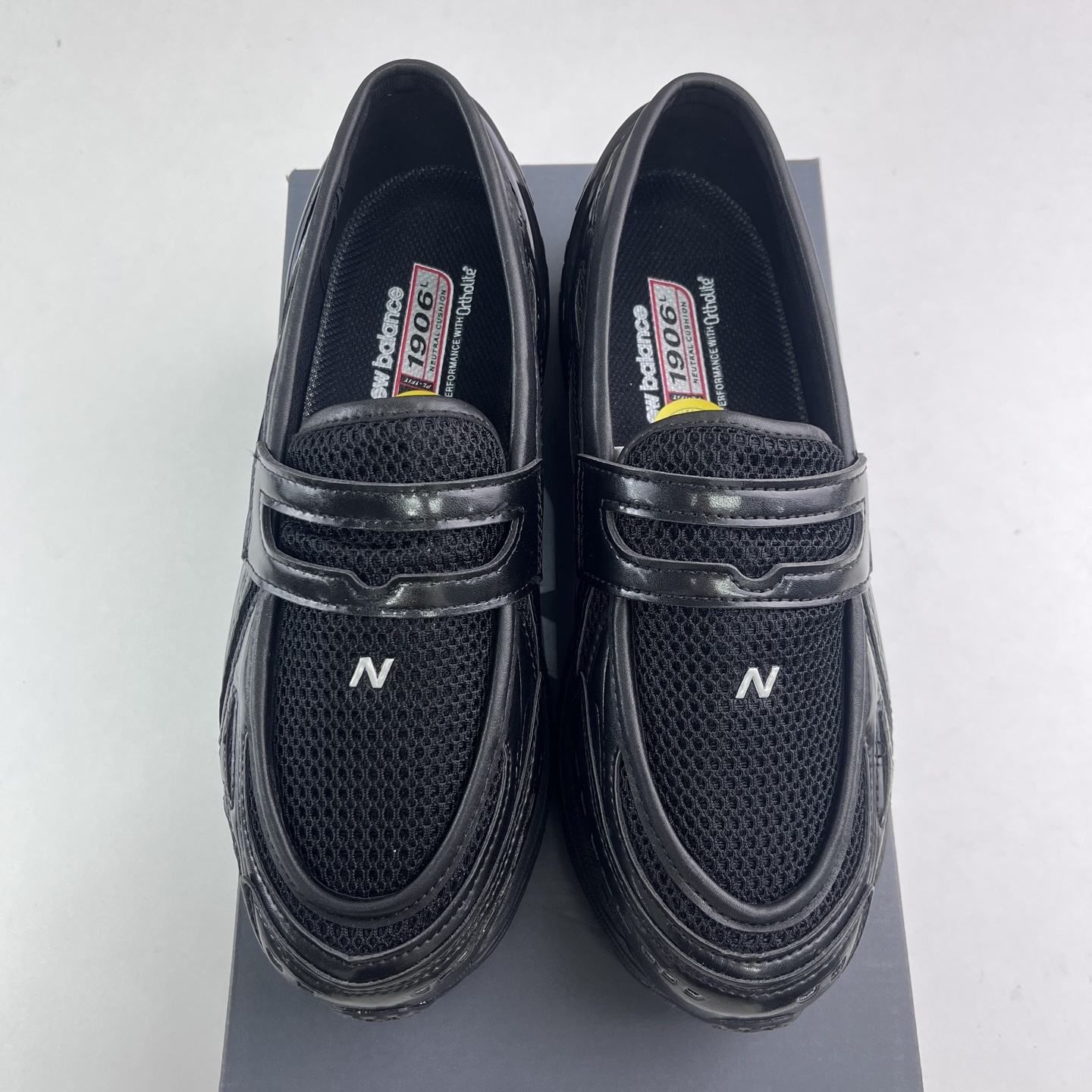 New Balance 1906 Loafer Sneakers detail 1
