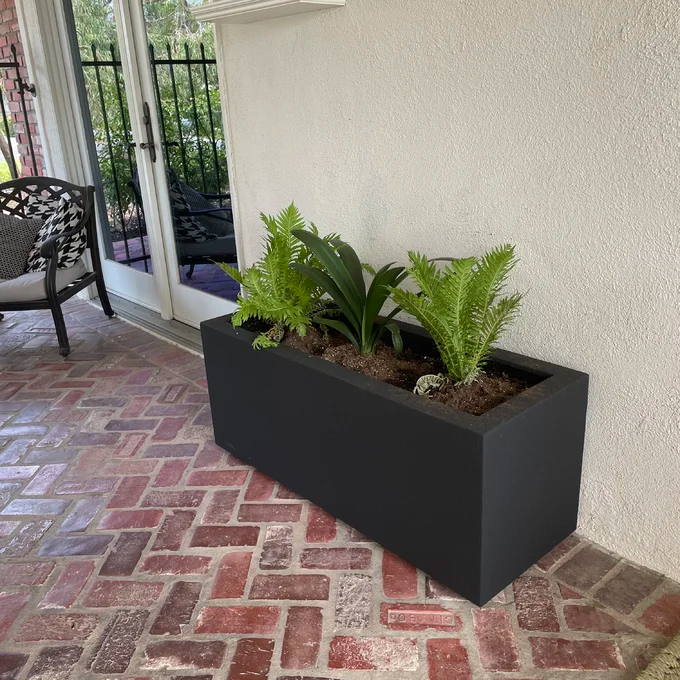Smyrna Tall Polymer Planter Box