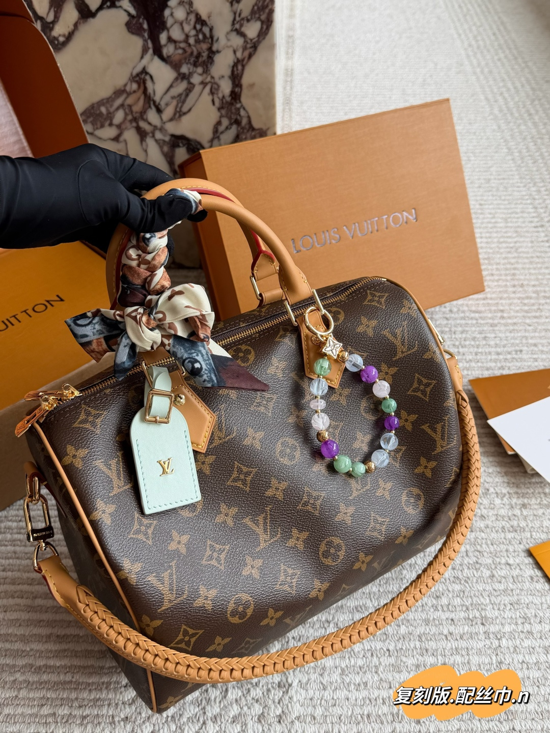 Louis Vuitton Speedy 30