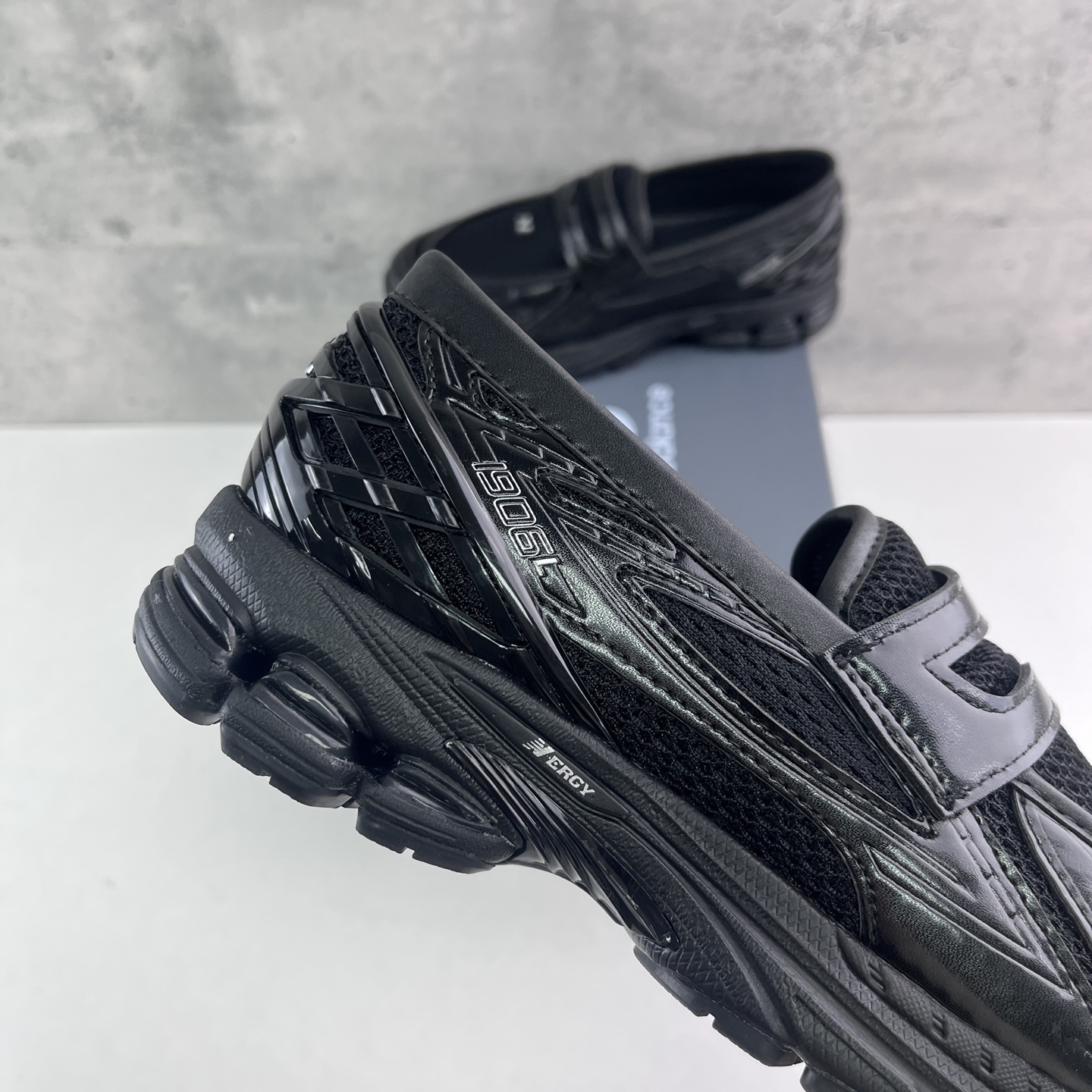 New Balance 1906 Loafer Sneakers detail 2