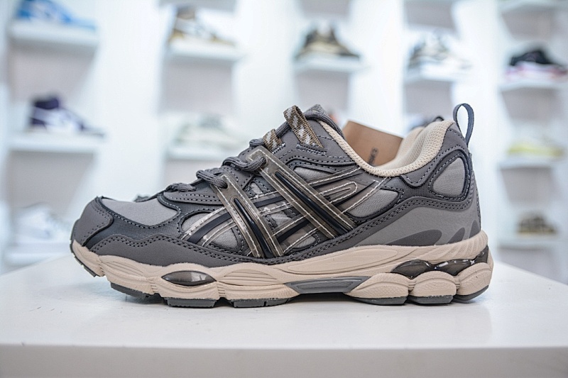 ASICS Running Shoes product