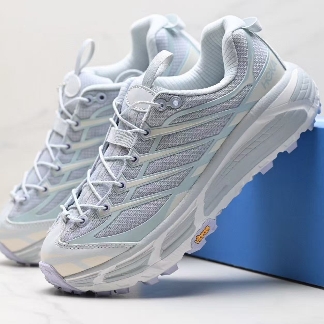 HOKA Mafate Three 2