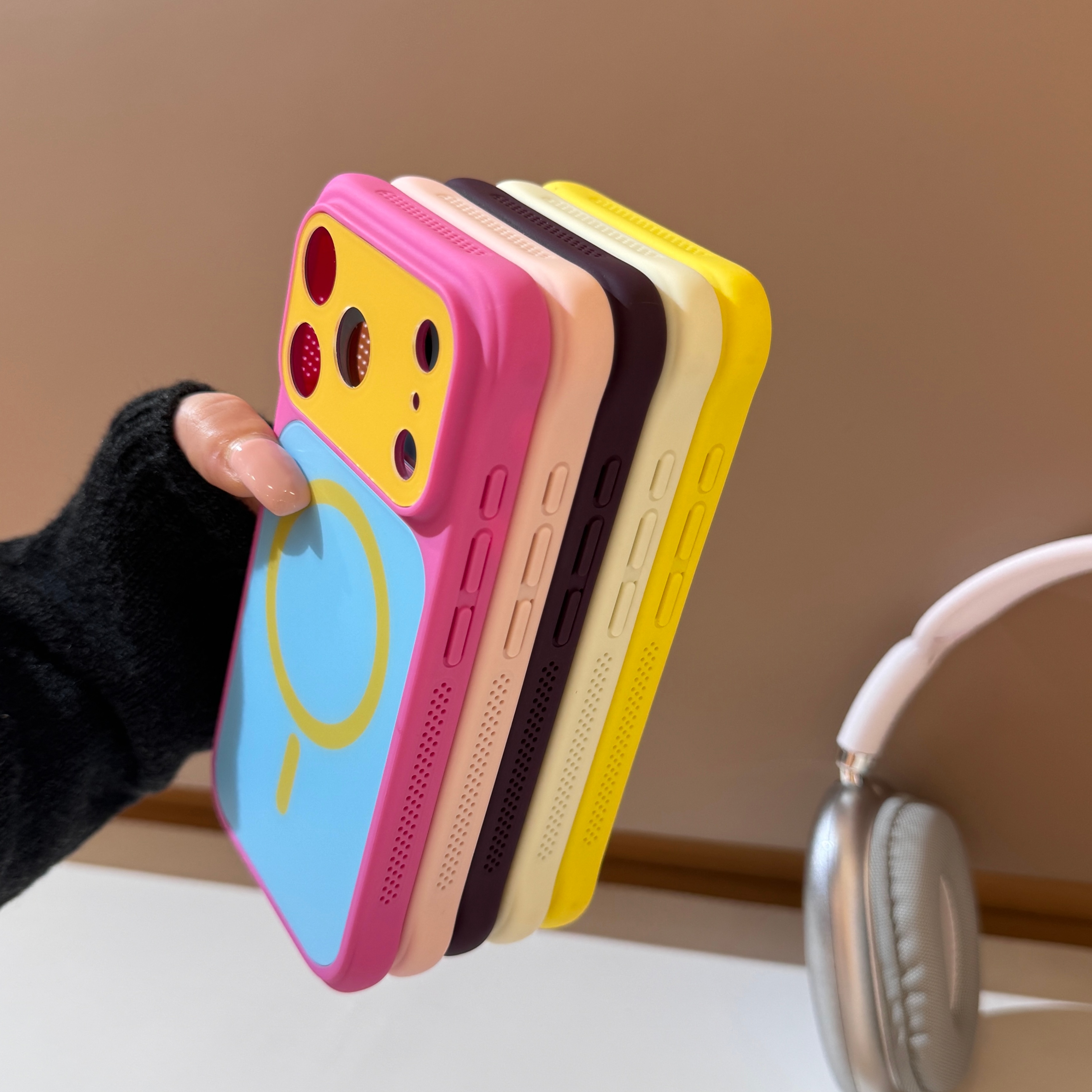 iPhone 13 Protective Case Magnetic - back view