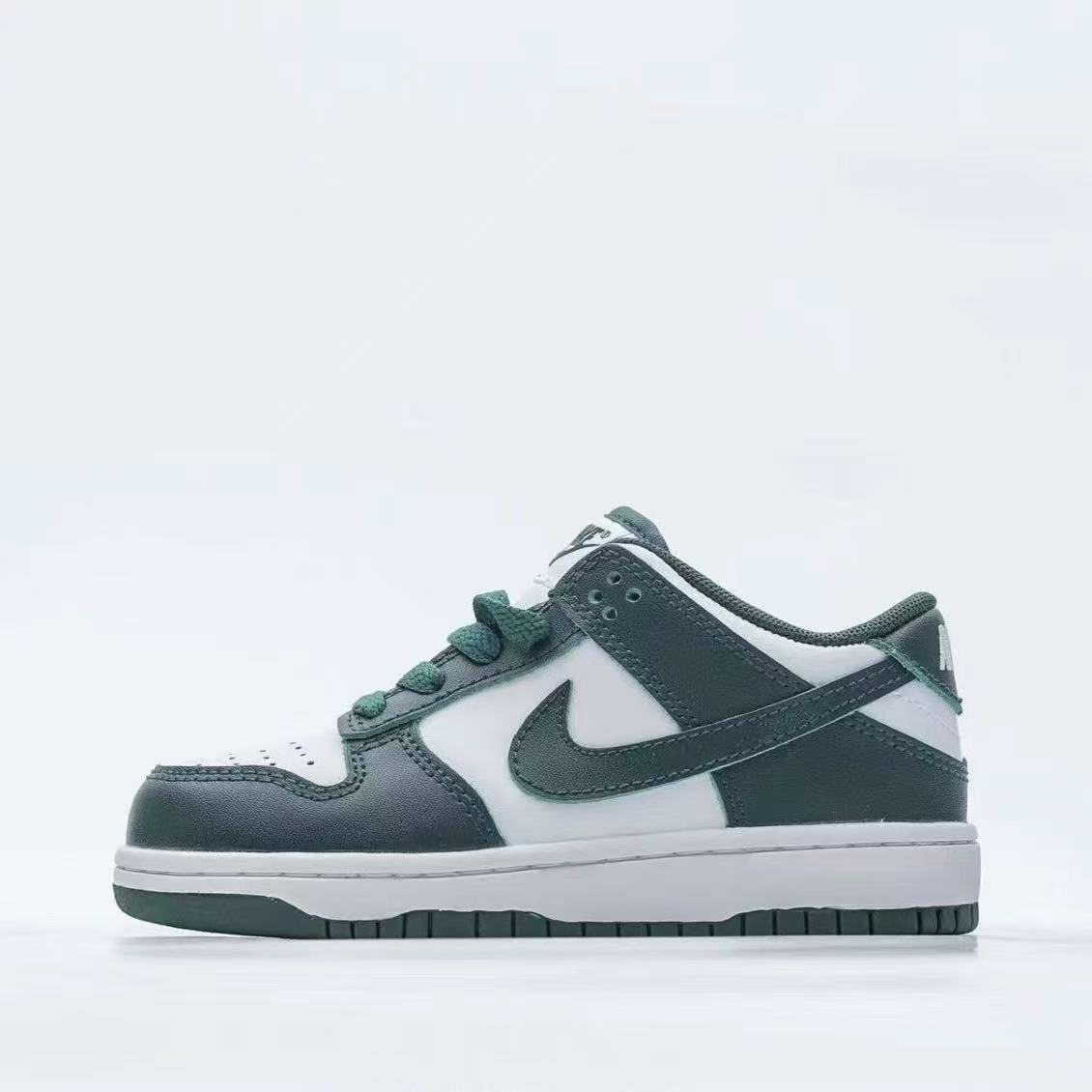 Kids Dunk