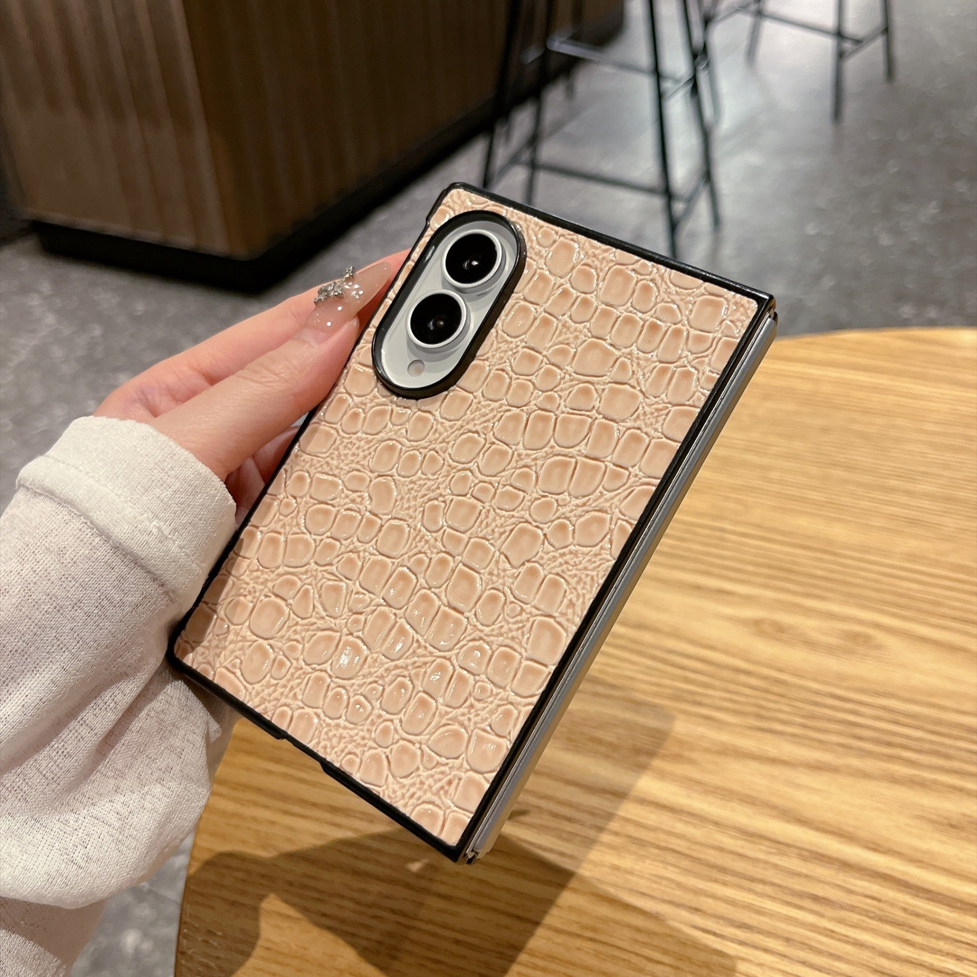 Galaxy Z Fold 8 Protective Case Leather - back view