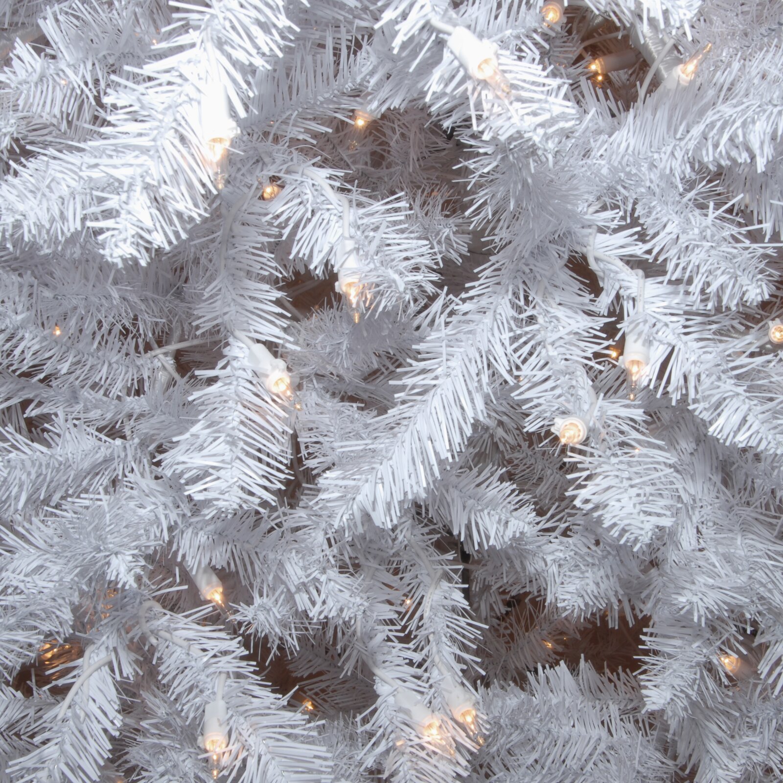 Dunhill Fir Lighted Artificial Fir Christmas Tree