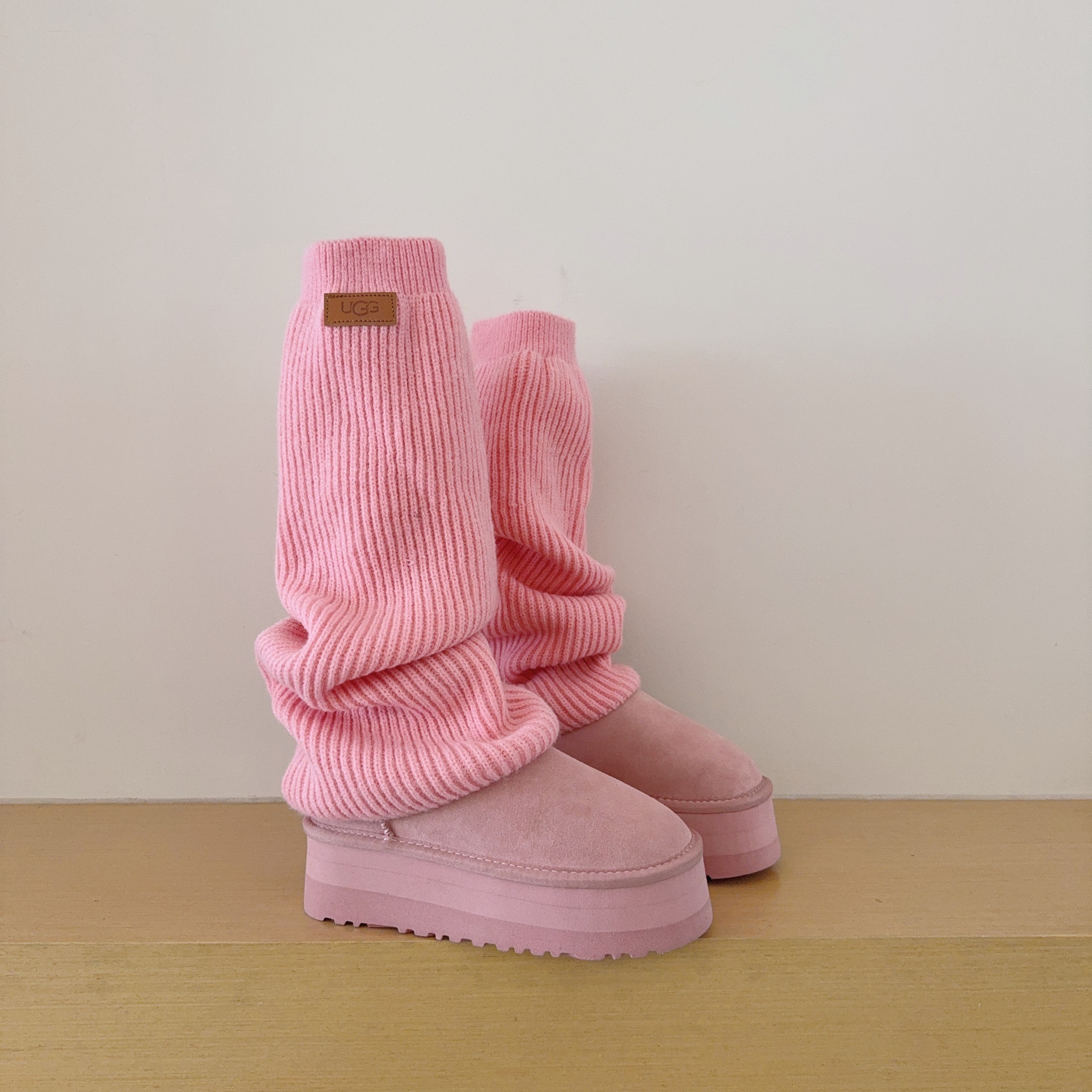 UGG Footwear Style 028