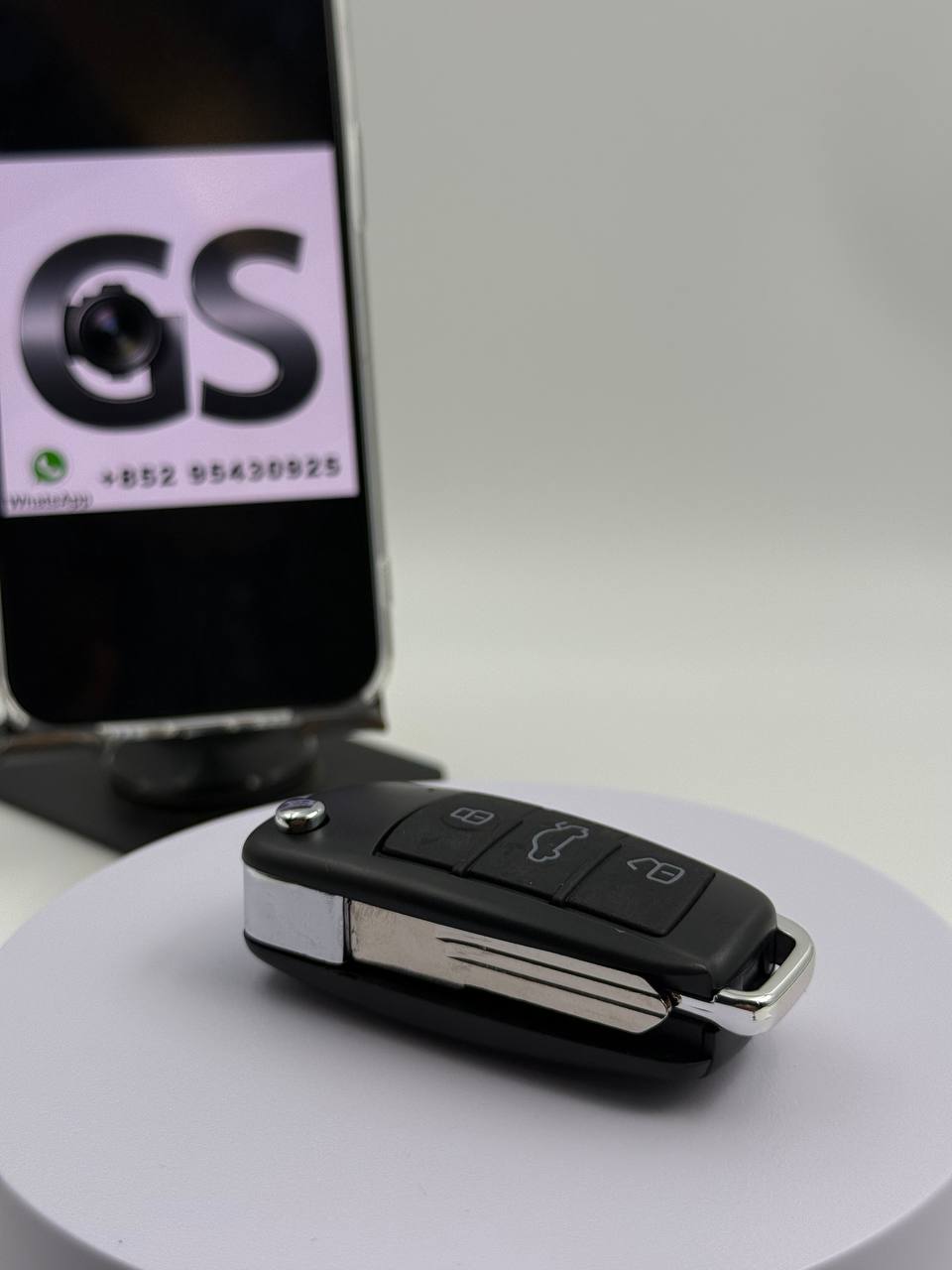 God of Secrets - High-Quality Car Key Spy Camera