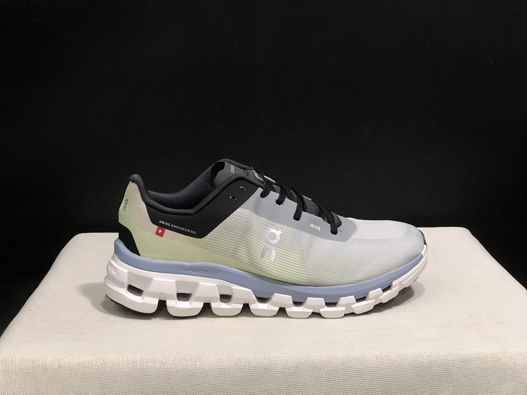 On Cloudflow 4 colour options