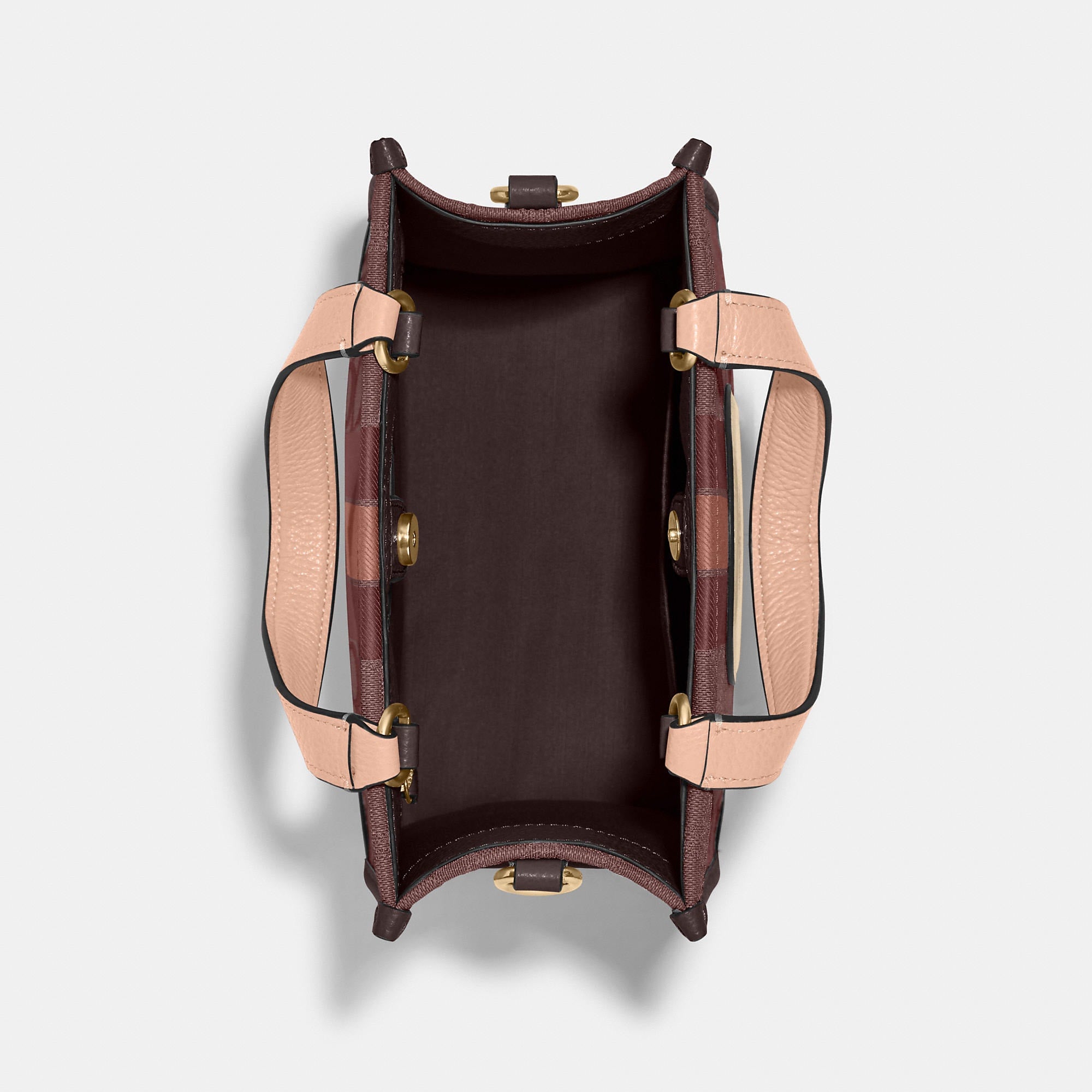 COAthtCH Classic handbags