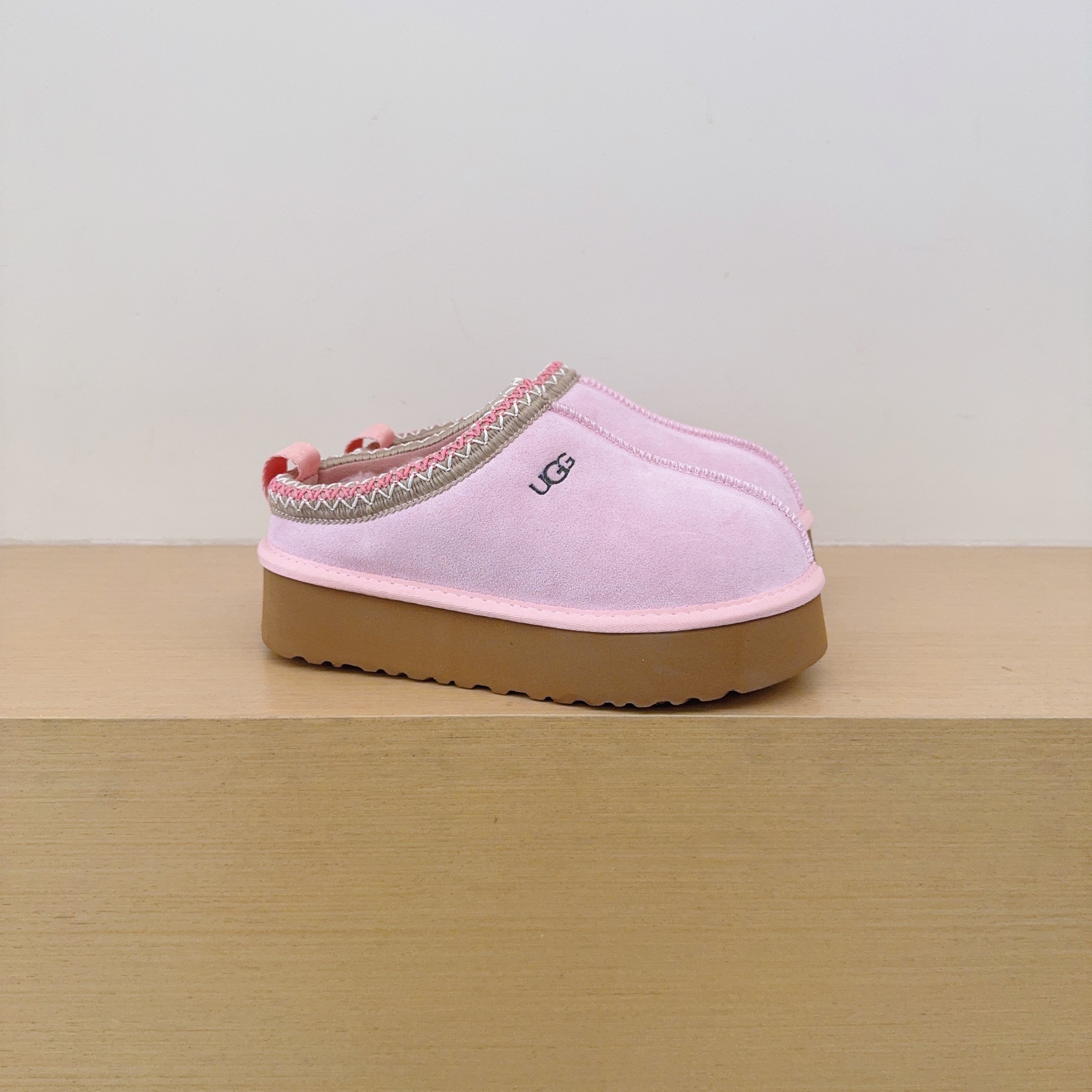 UGG Kids Ethnic Pattern Platform
