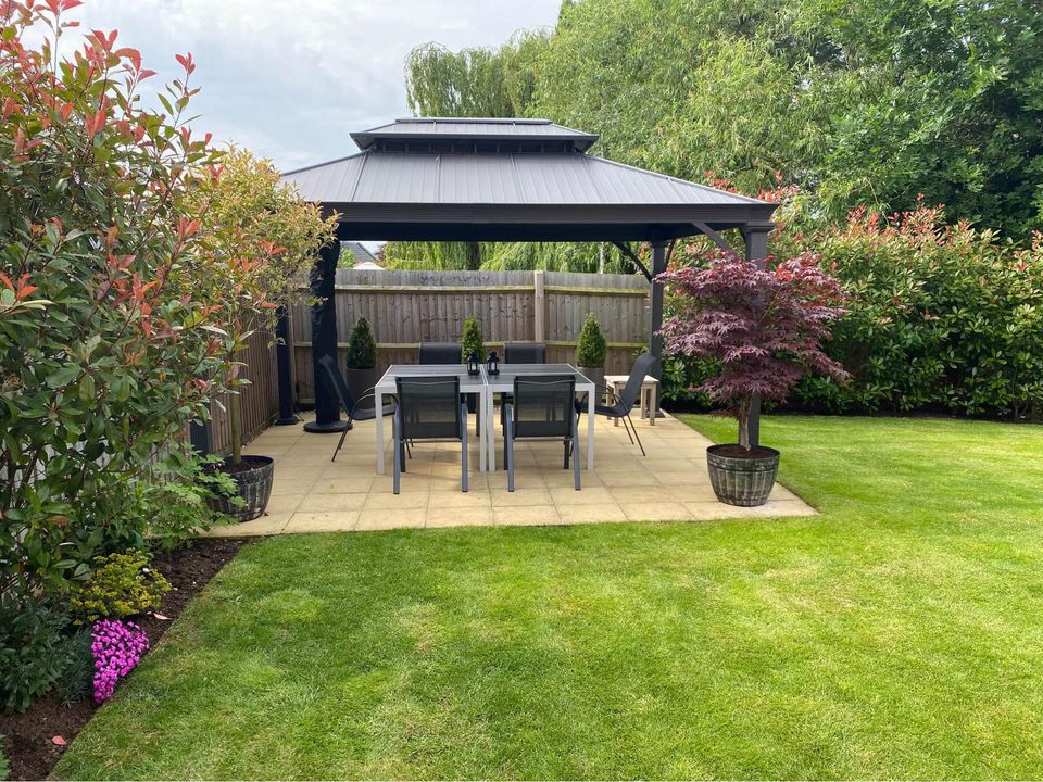Aluminium Textoline Stackable Garden Chairs - Comes with tables
