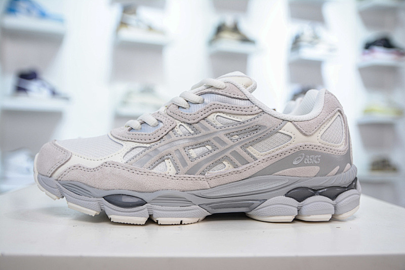 ASICS Running Shoes product