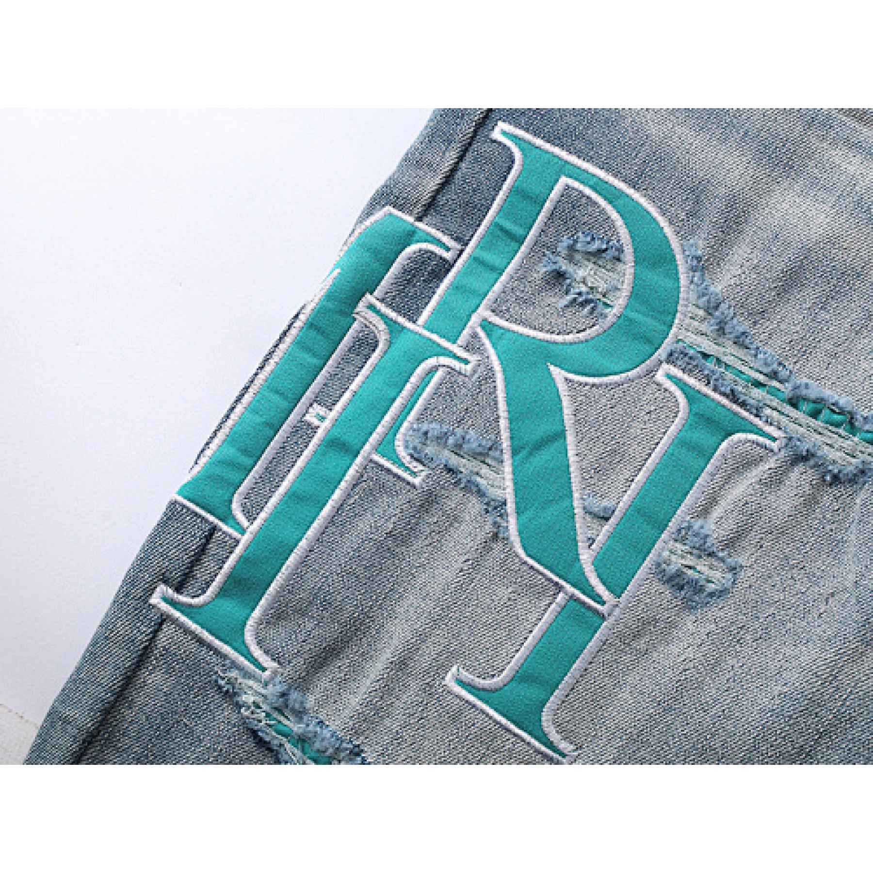 Amiri Jeans 347