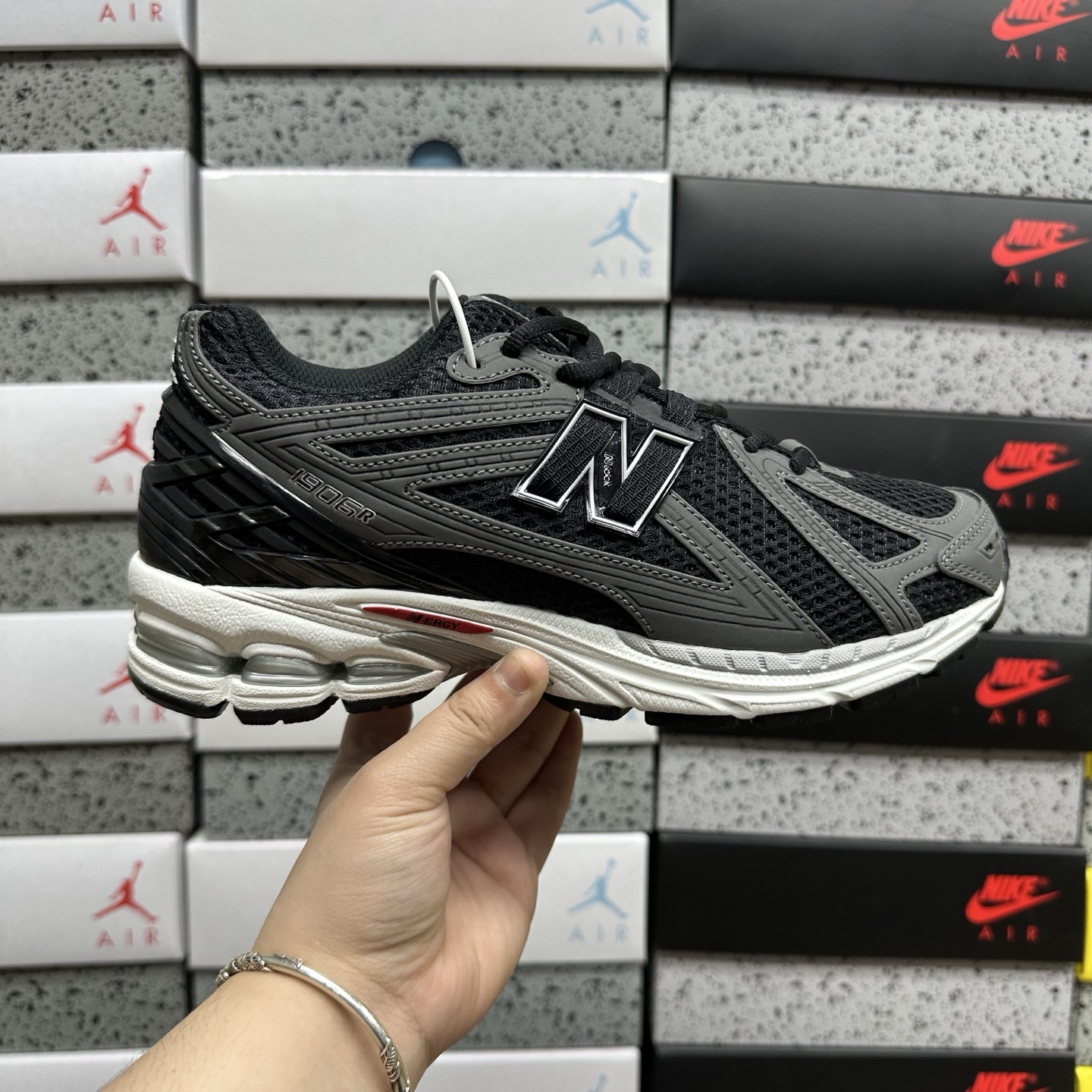 New Balance 1906 Sneakers detail 3