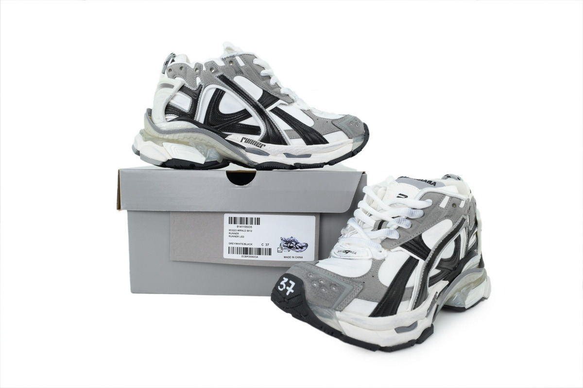 Balenciaga Runner White Grey LED 853223 WRNLD 9012 - ogsneaker