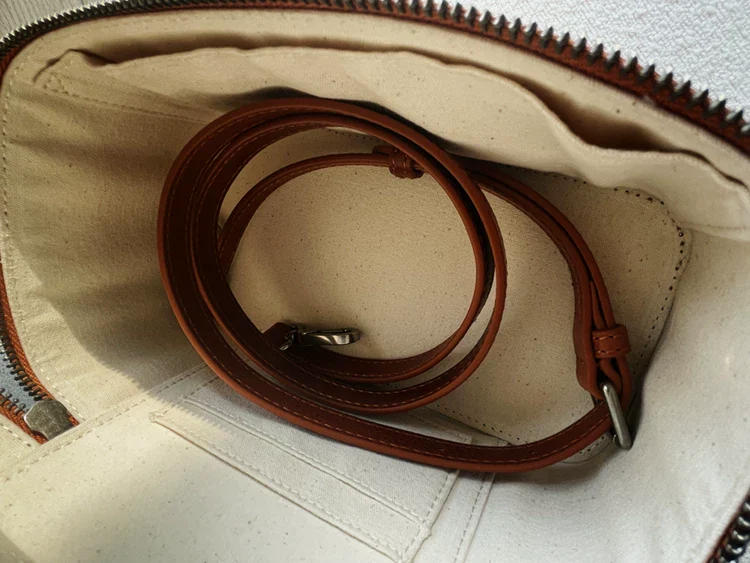 Women's hair-styling shoulder bag