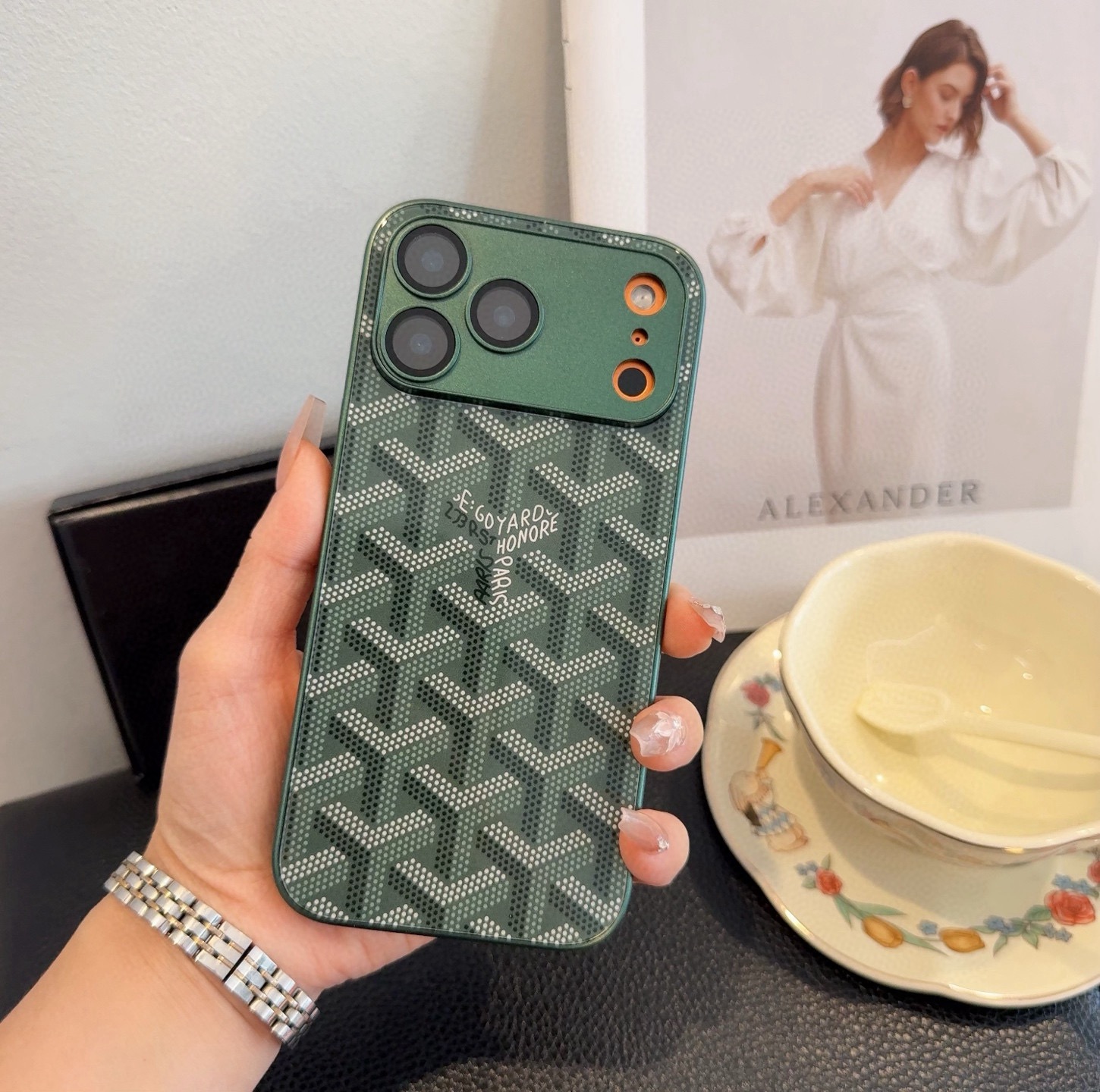 Goyard Classic Monogram Full Coverage Lens Frame Ultra Slim Luxury Phone Case