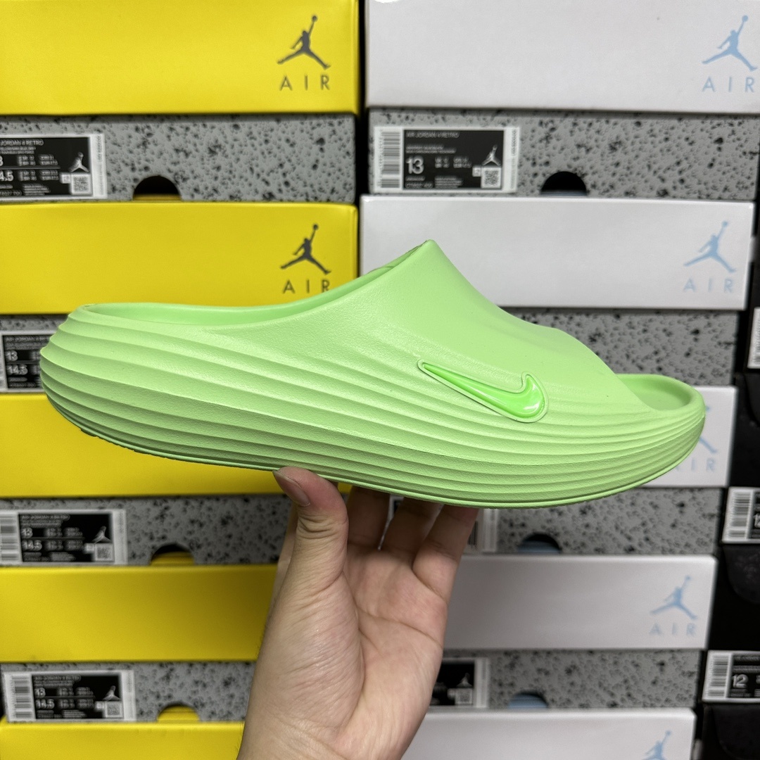 Nike ReactX Rejuven8 Sneakers detail 3