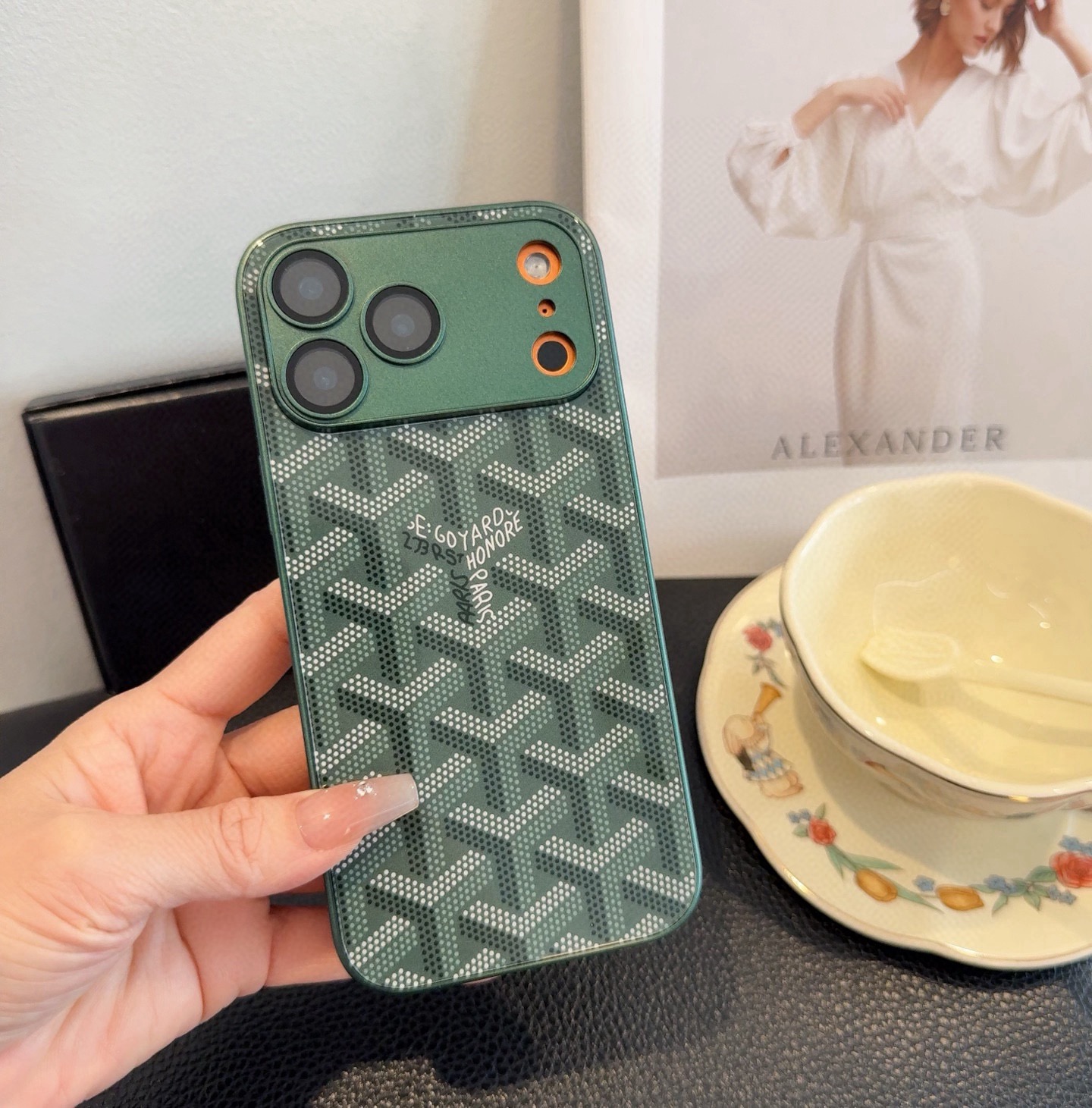 Goyard Classic Monogram Full Coverage Lens Frame Ultra Slim Luxury Phone Case