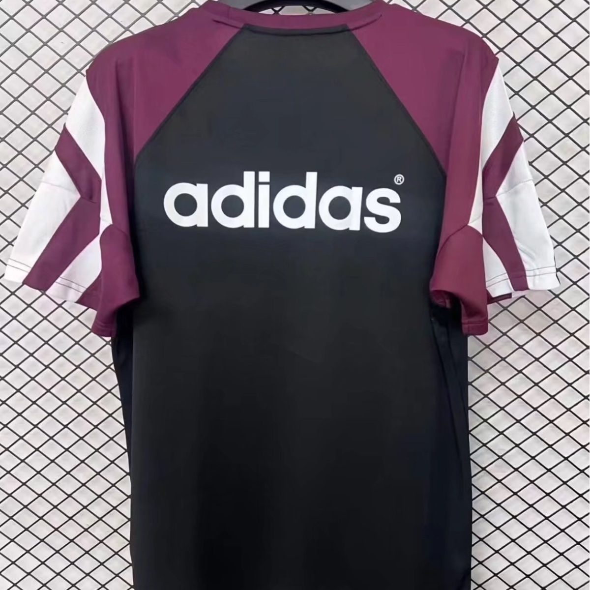 Newcastle United Retro Jersey 1996/97