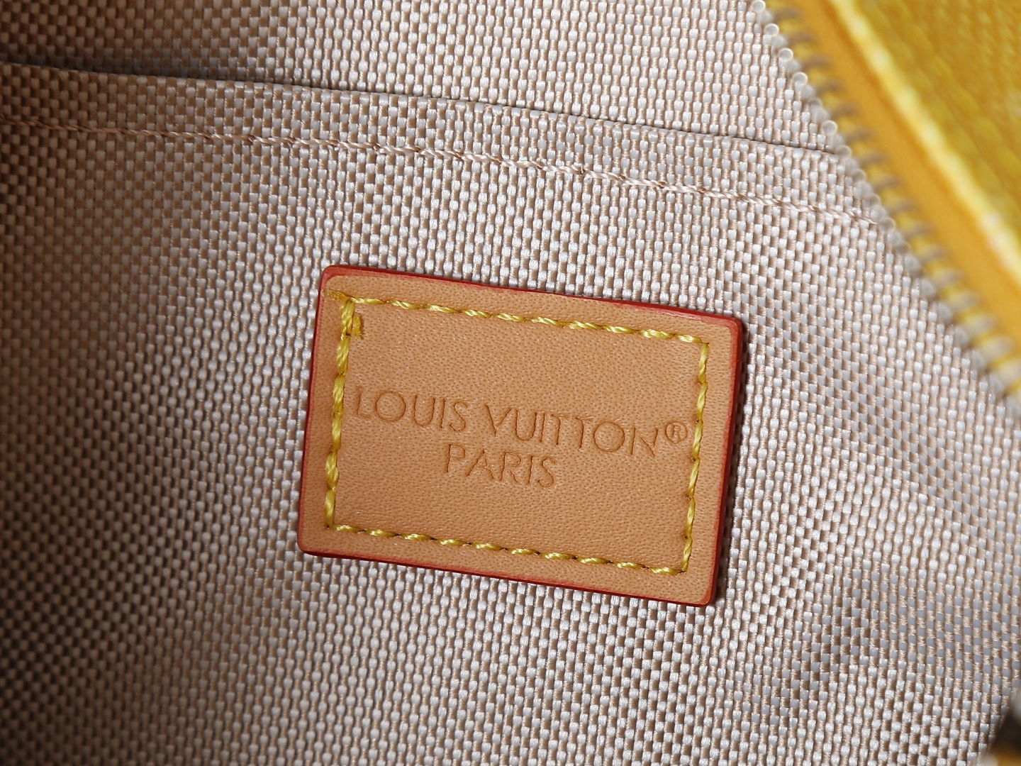 LV Keepall Bandoulière 25 bag