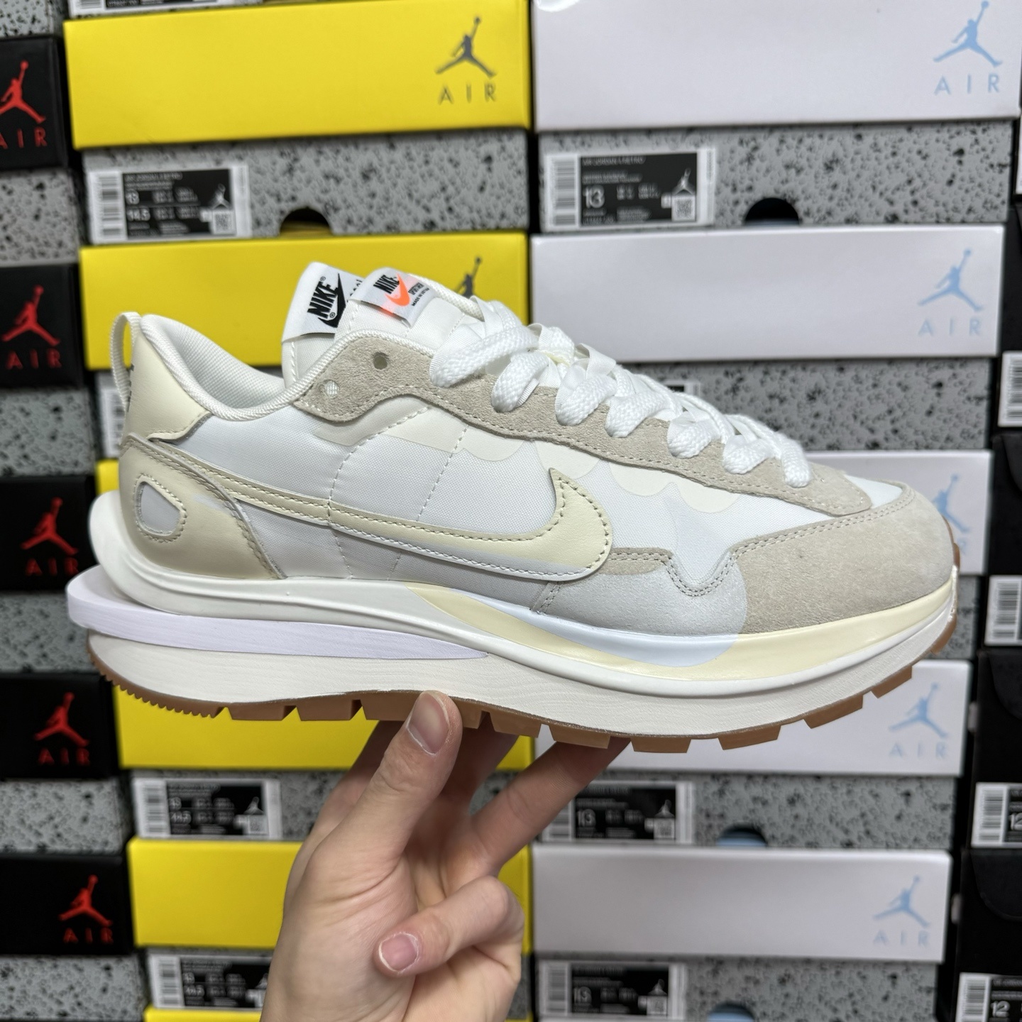 Nike x sacai Sneakers detail 3
