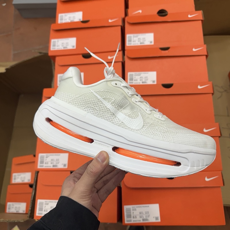 Nike Vomero Premium