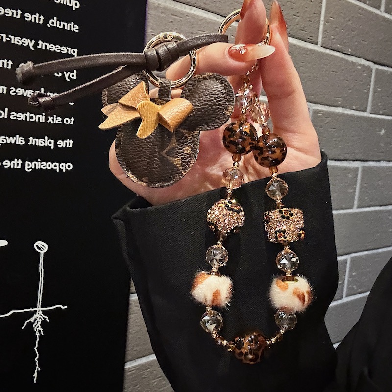 Autumn-inspired Phone Charms