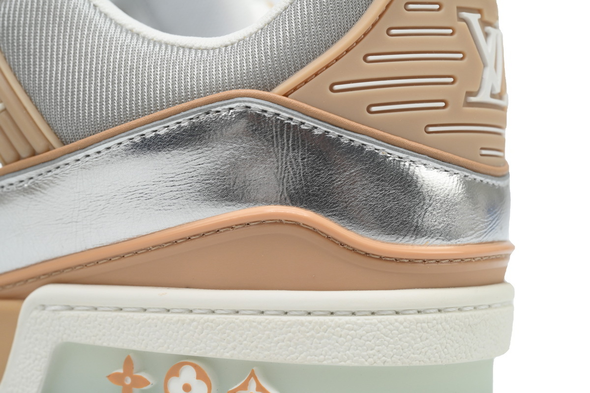 Louis Vuitton Trainer Metallic Beige