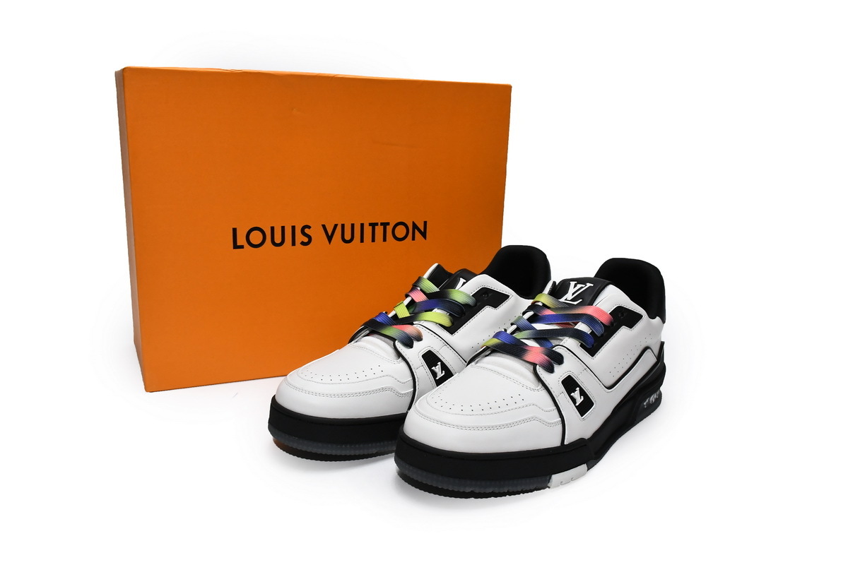 Louis Vuitton Trainer Black White 1A9ADA