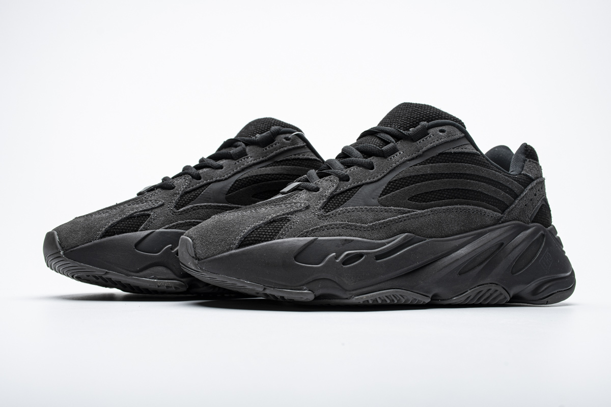 Yeezy Boost 700 V2 Vanta FU6684