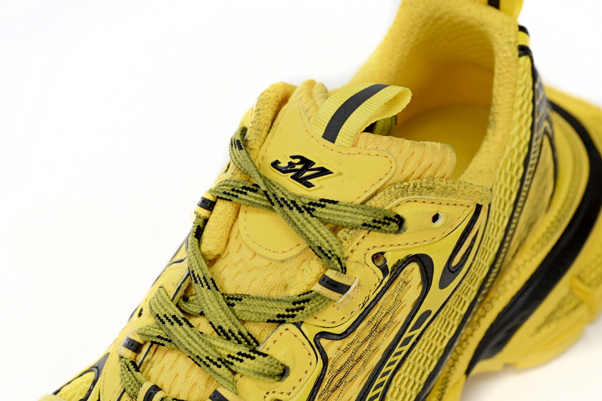 Balenciaga 3XL Sneaker Black Yellow 734733 W3XL2 7010