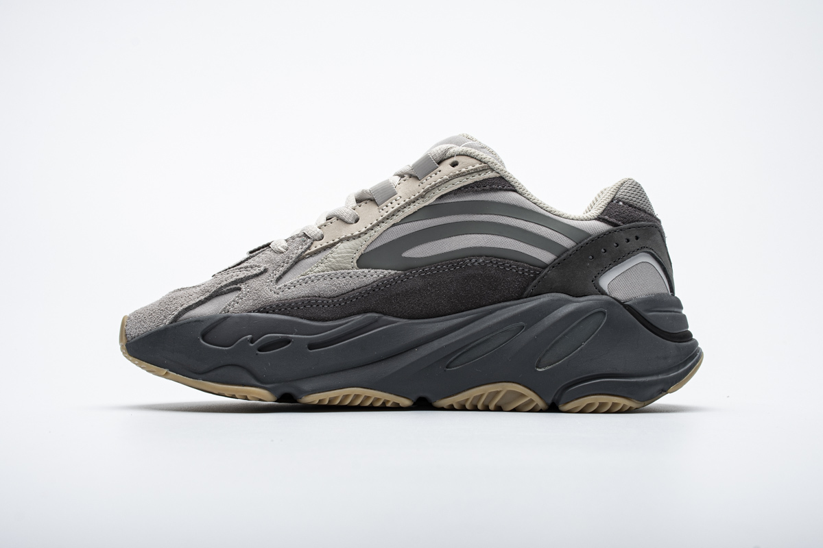 Yeezy Boost 700 V2 Tephra FU7914