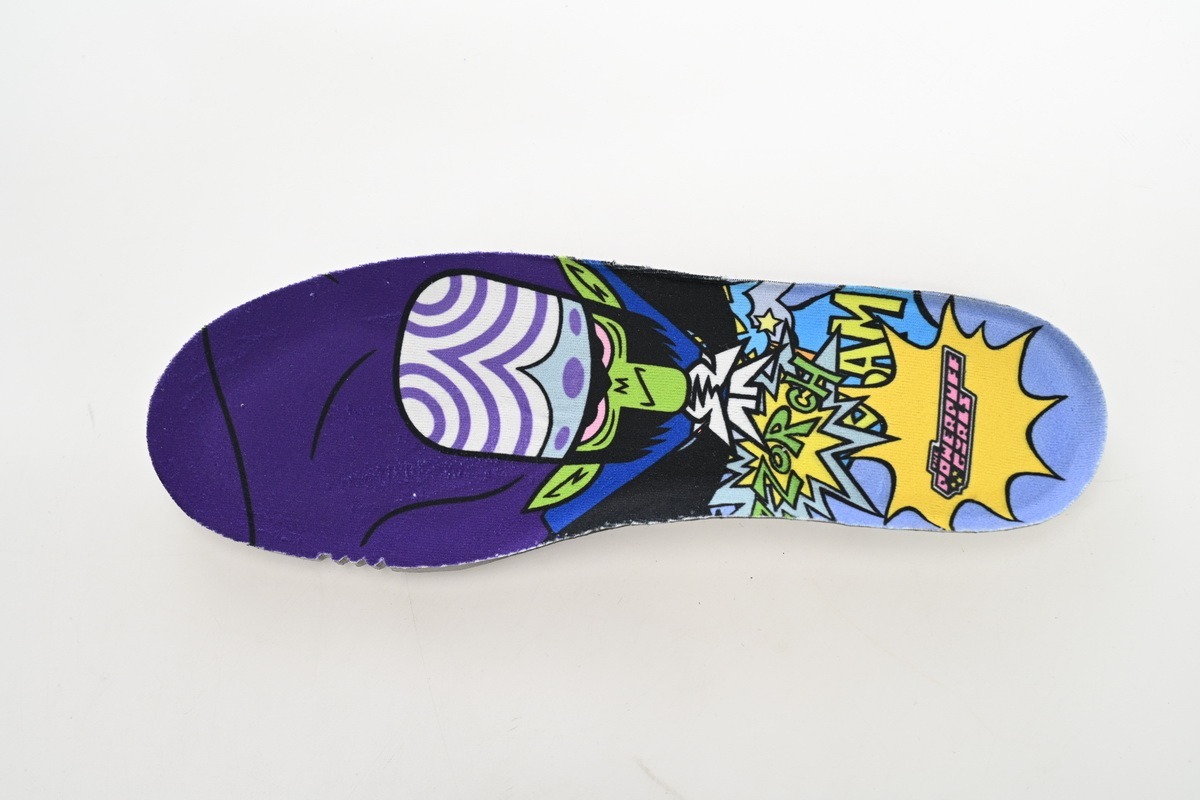 The Powerpuff Girls x Nike SB Dunk Low Bubbles