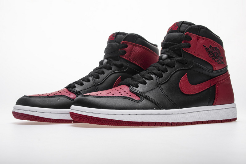 Air Jordan 1 High Banned 555088-001