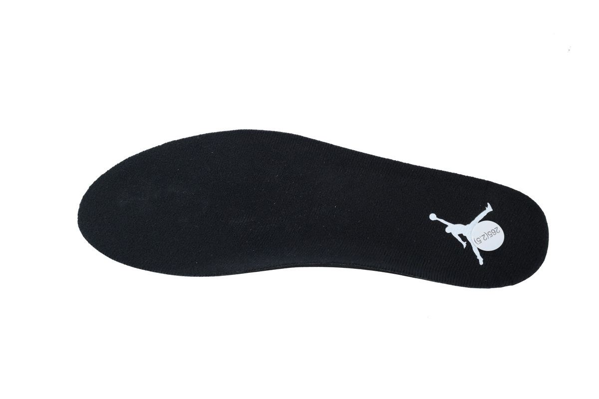 Air Jordan 4 Retro “White Thunder” FQ8138-001