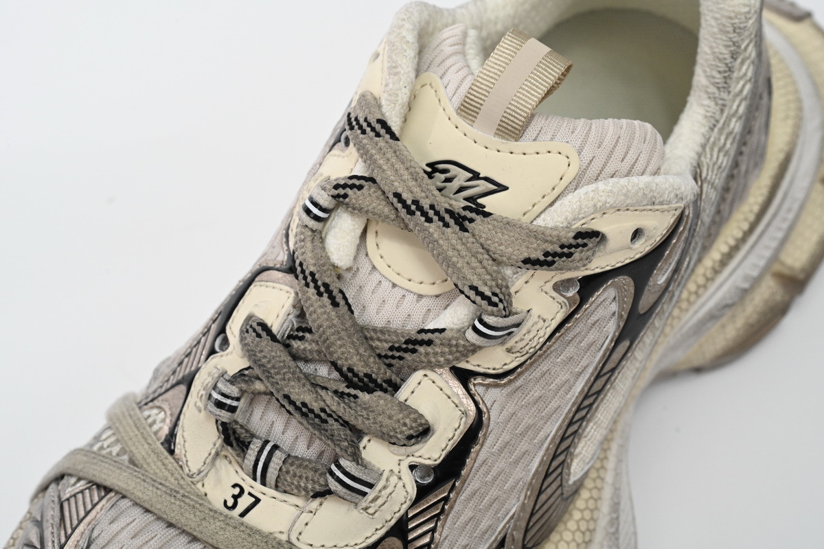 Balenciaga 3XL Sneaker in Black Gray White Gold 734734 W3XL6 0185