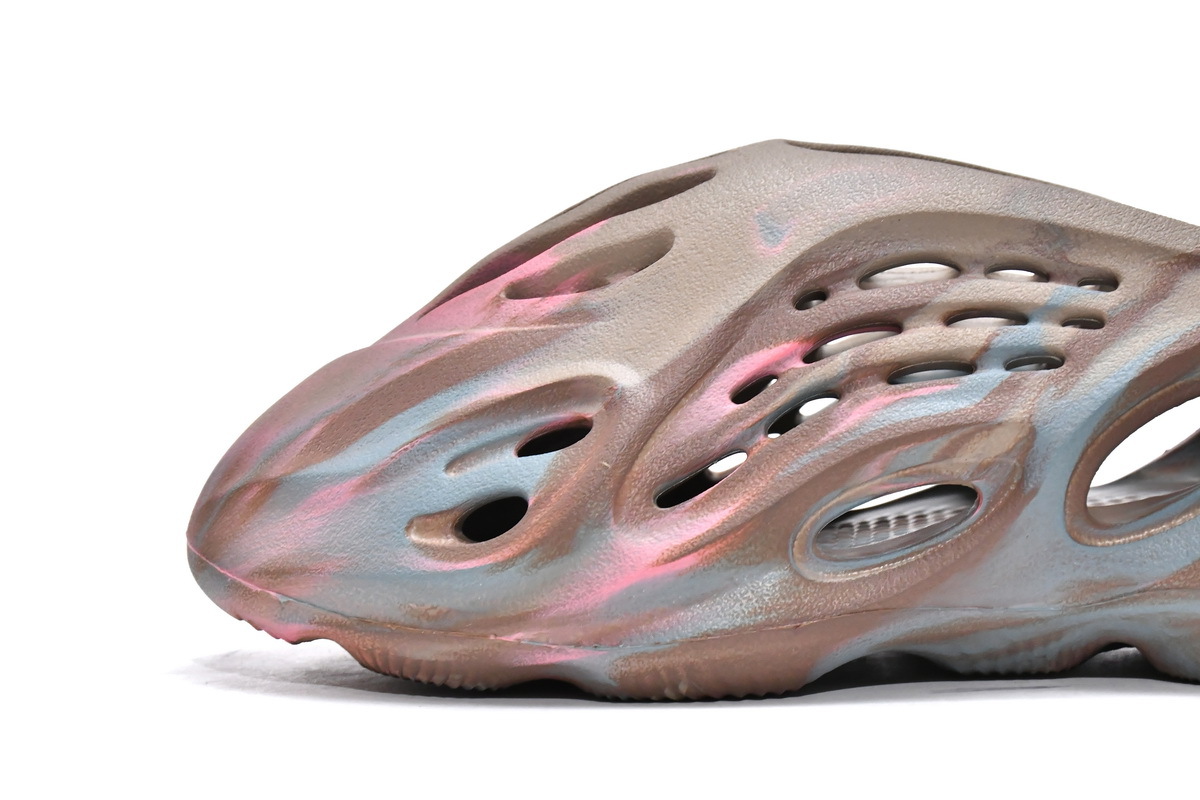 adidas Yeezy Foam Runner MX Sand Grey GY3969